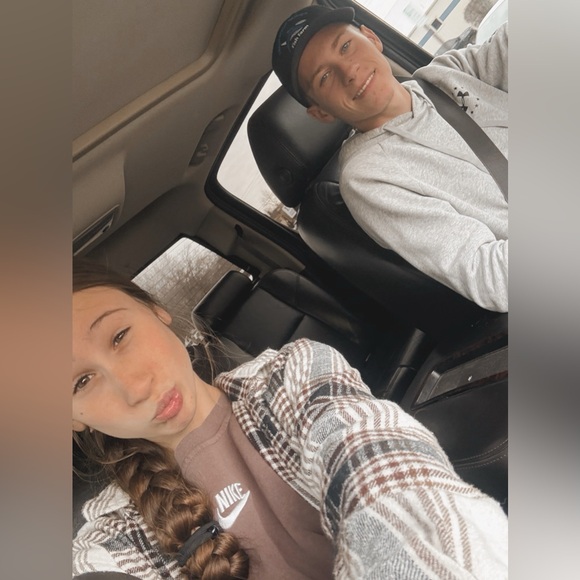 hey there🎀✨♥︎ - Picture 10 of 16